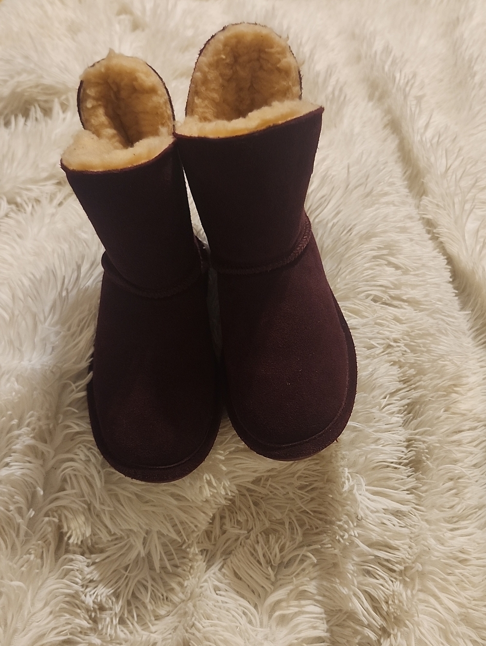 Youth Kid Bearpaw Cozy Shearling-Lined Suede Boots - Burgundy Size 13